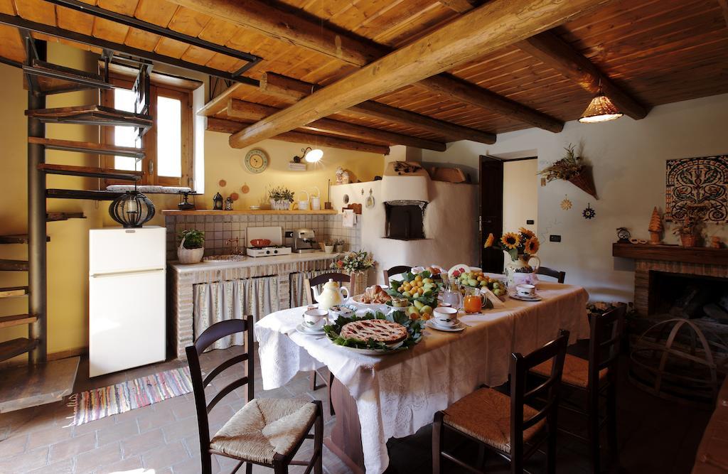 B&B A Rinazzu Milo Bagian luar foto